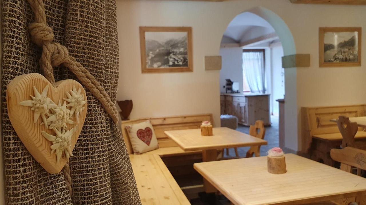 Albergo Meuble Victoria Auronzo di Cadore Bagian luar foto