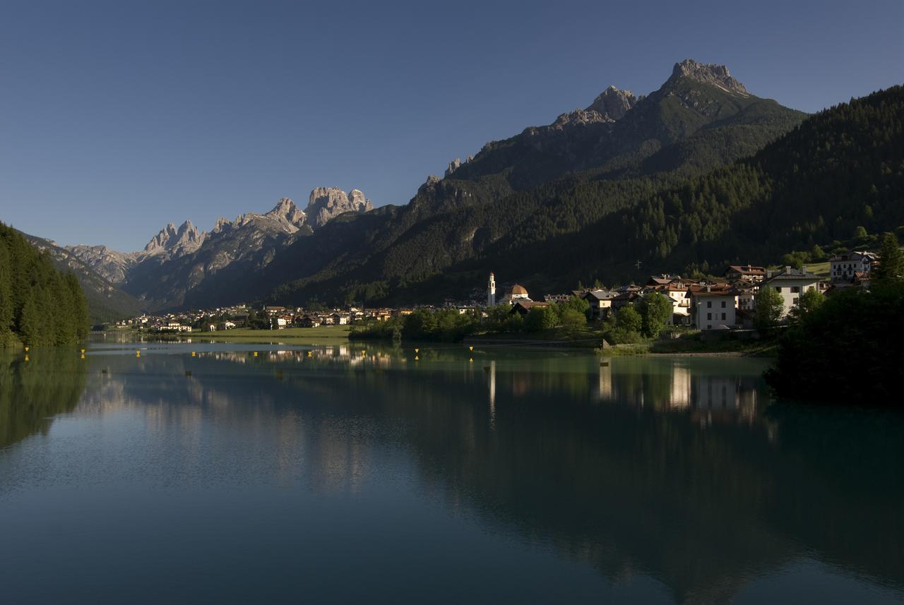 Albergo Meuble Victoria Auronzo di Cadore Bagian luar foto